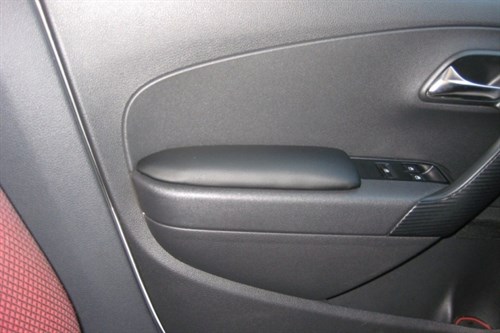 Подлокотники на двери Вольксваген Поло (2010-2020, седан) - задние Arm-Auto - фото 113154