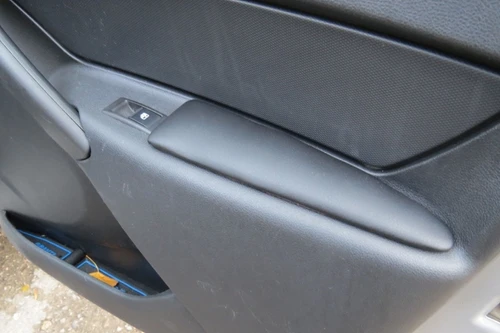 Подлокотники на двери Гранта, Калина 2 - передние Arm-Auto 8283