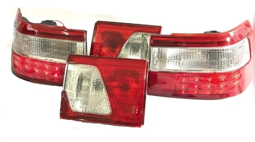Задние фонари Клюшки 2110 LED красные с белой полосой 20022