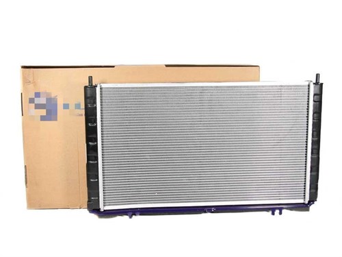Радиатор охлаждения Лада Калина (под конд. PANASONIC) ЛУЗАР LRc01182b - фото 124050