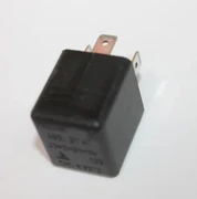 Реле указателя поворота 12В LADA Samara 1.3i  BOSCH 0335200041 9491