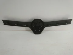 Накладка решетки радиатора Рено Логан 2 Renault Group 623826051R 365